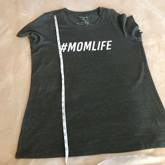 Torrid “Mom Life” Crew Neck T-Shirt - Size M - Picture 6 of 9